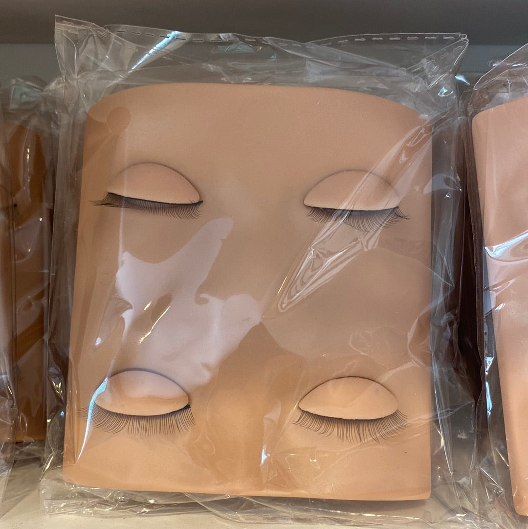 Lash Mannequin with replaceable lids